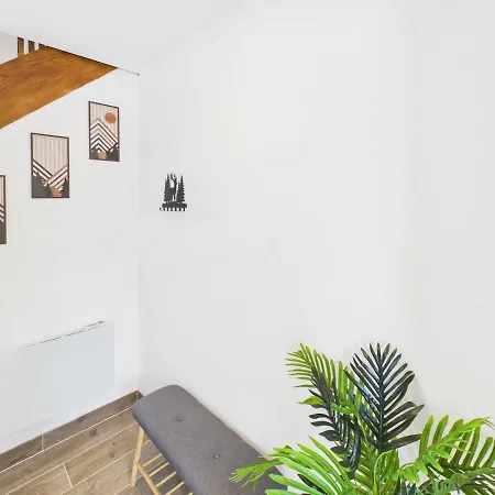 Evasion 12 People Balcony Parks Daire La Bresse